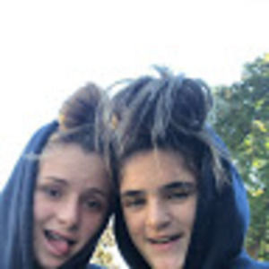 Meet your Posher, Adrianna